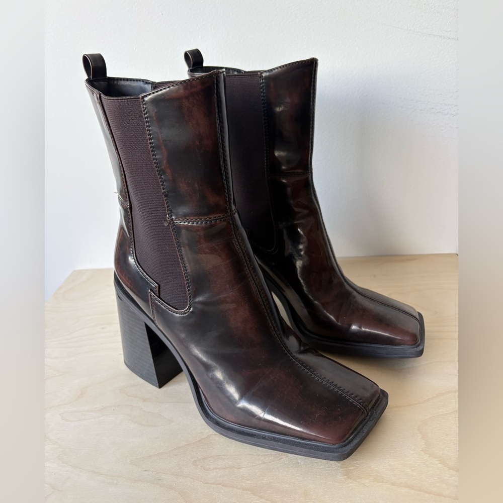 Circus By Sam Edelman Square Toe Boots Size 9